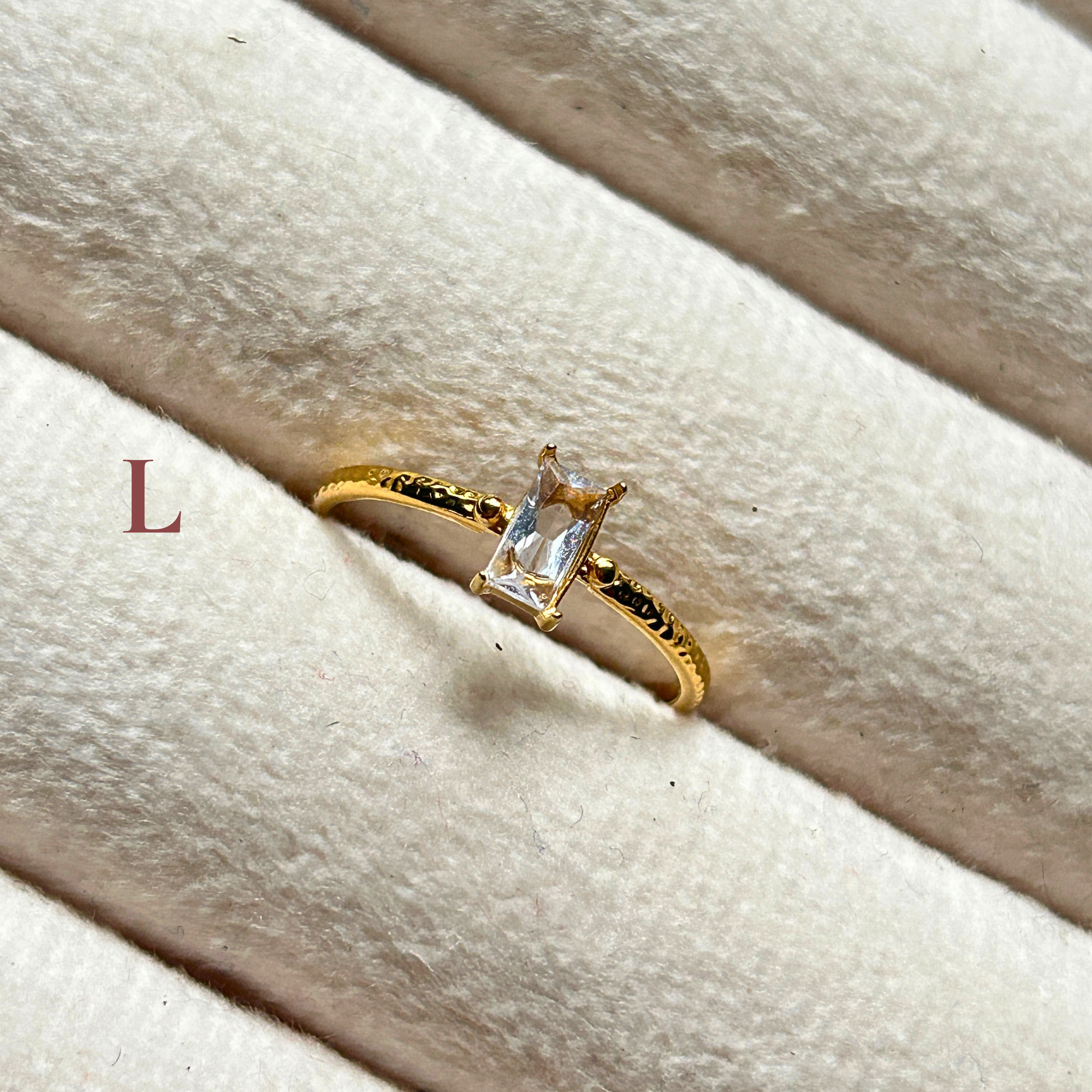 Zareen Adjustable Rings