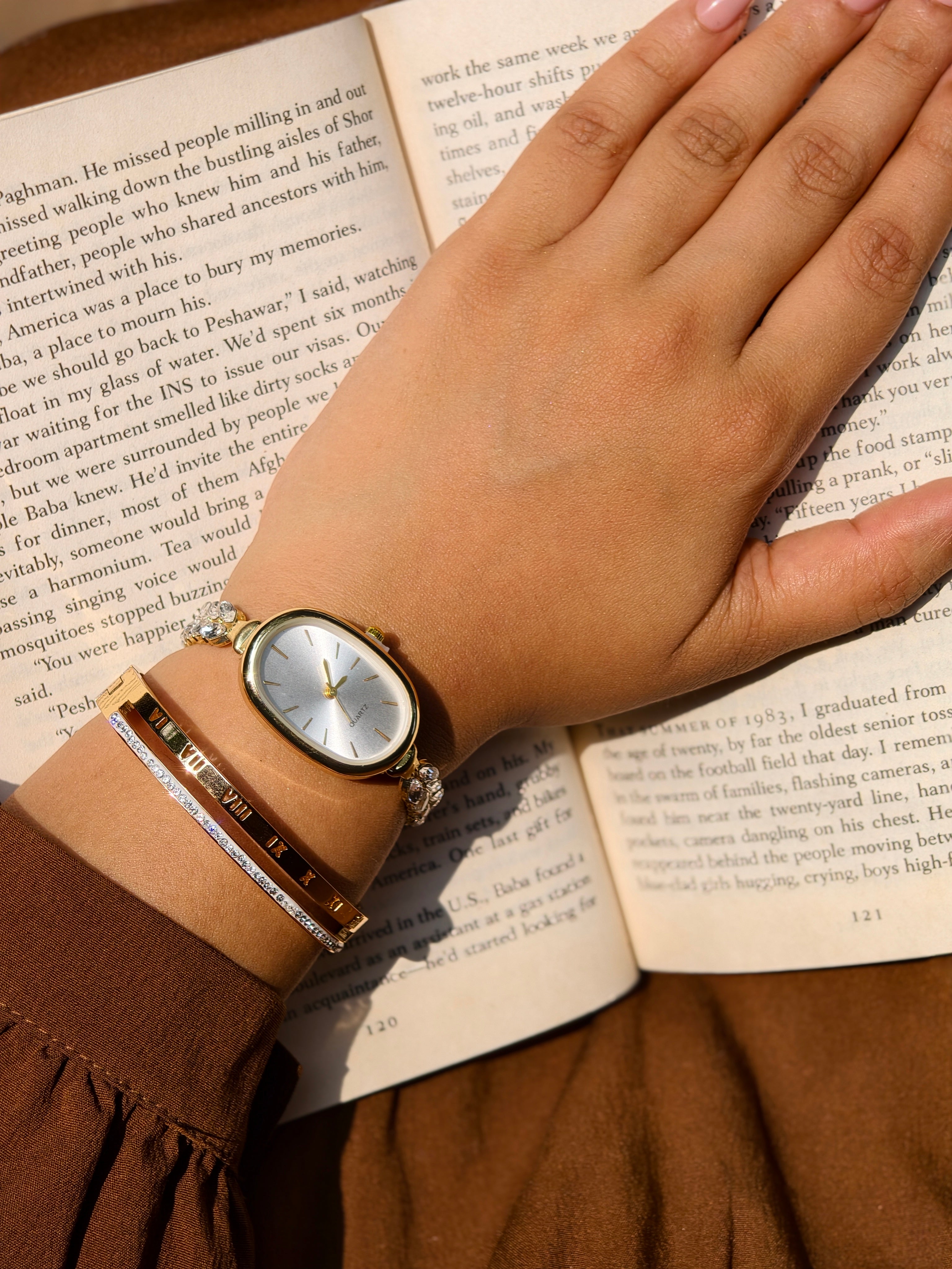 Golden Roman Luxe Bangle