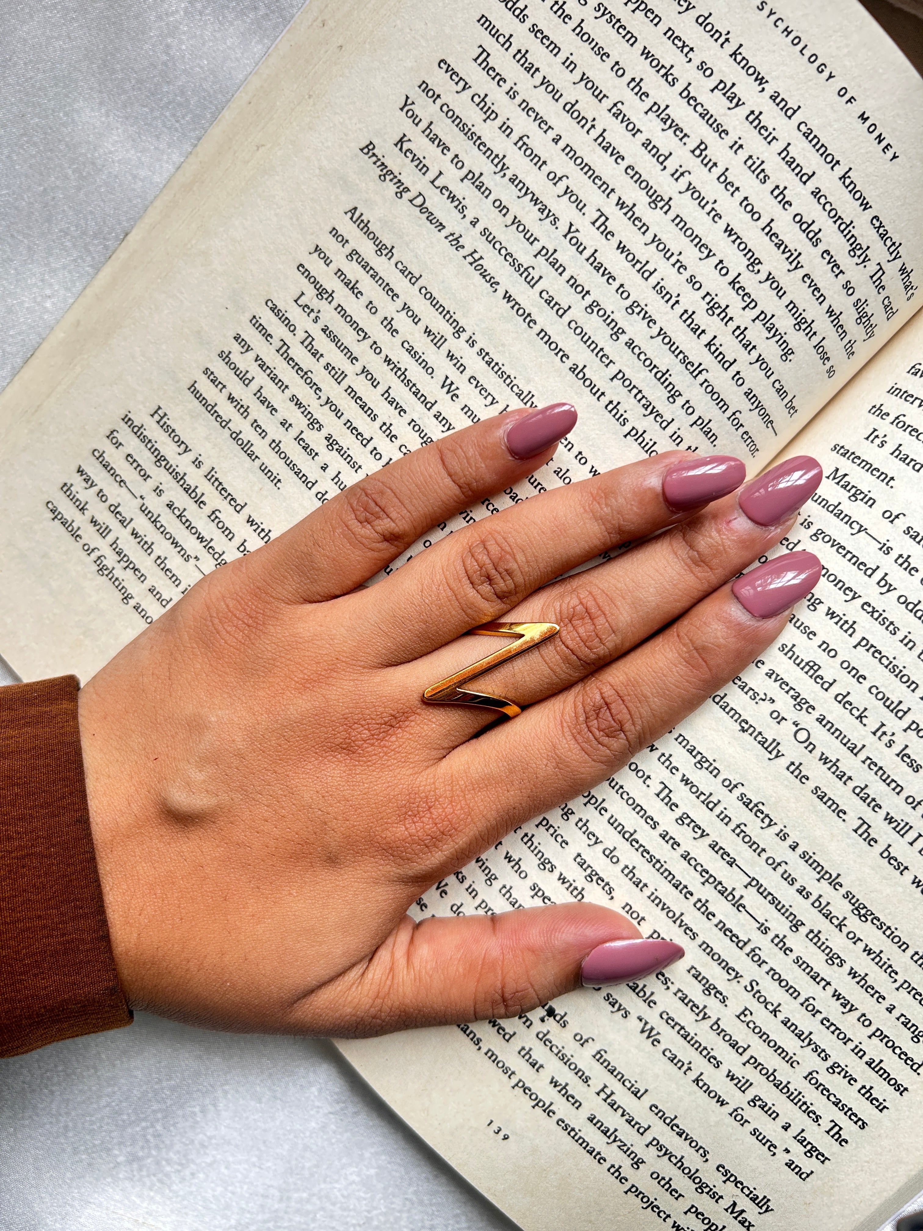 Zaria Wave Ring
