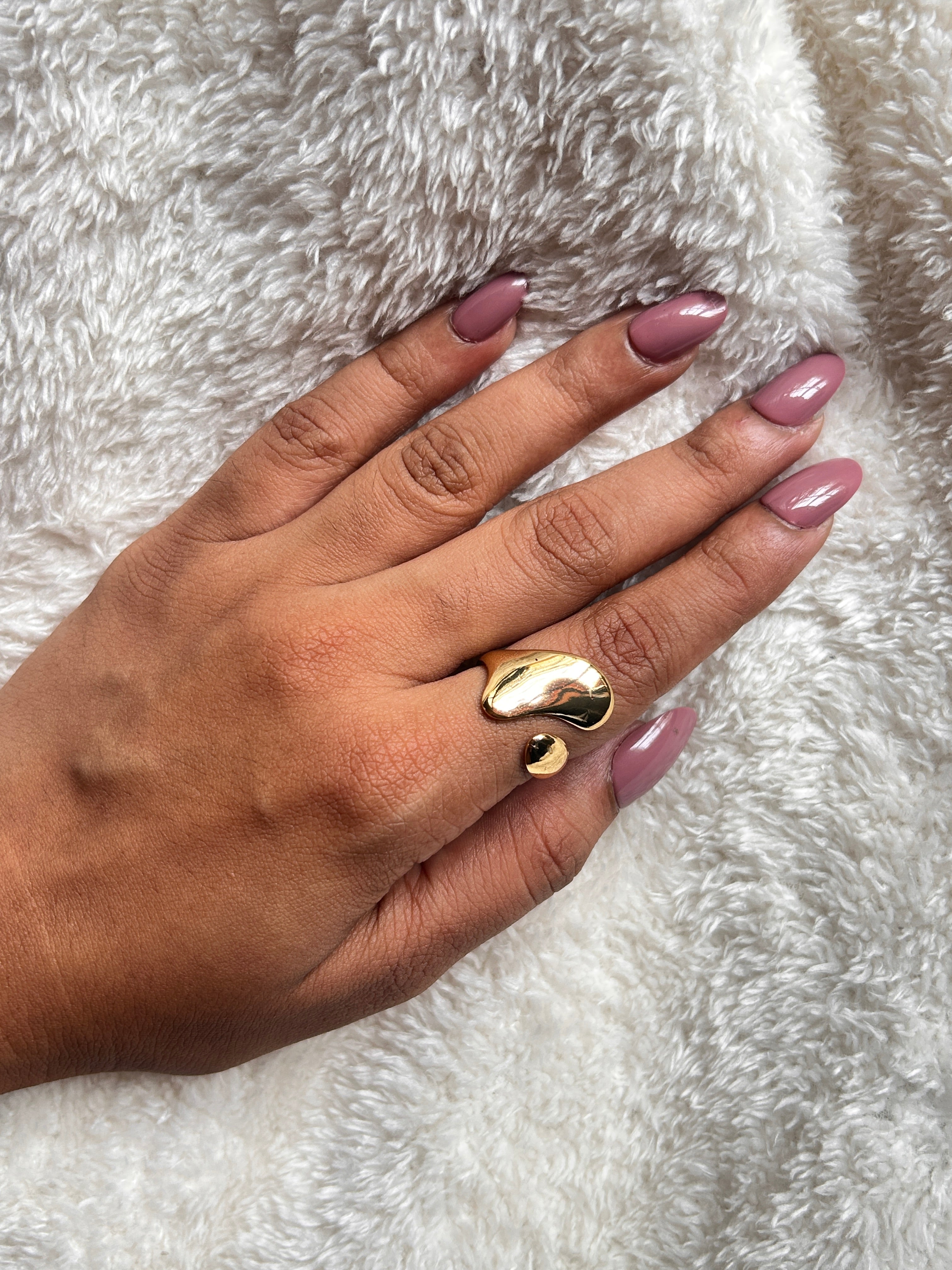 Luxe Wave Ring