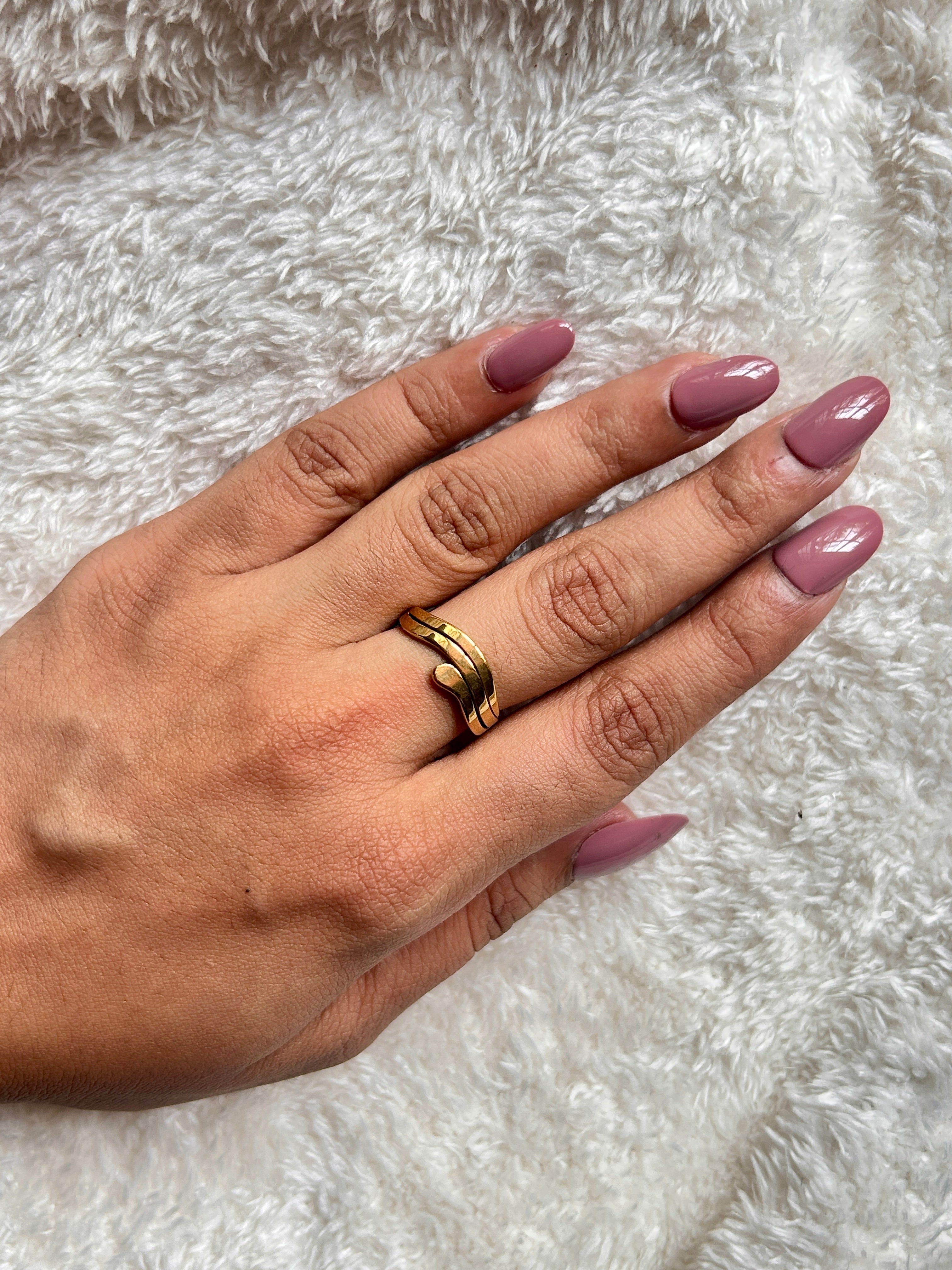 Ripple Band Ring
