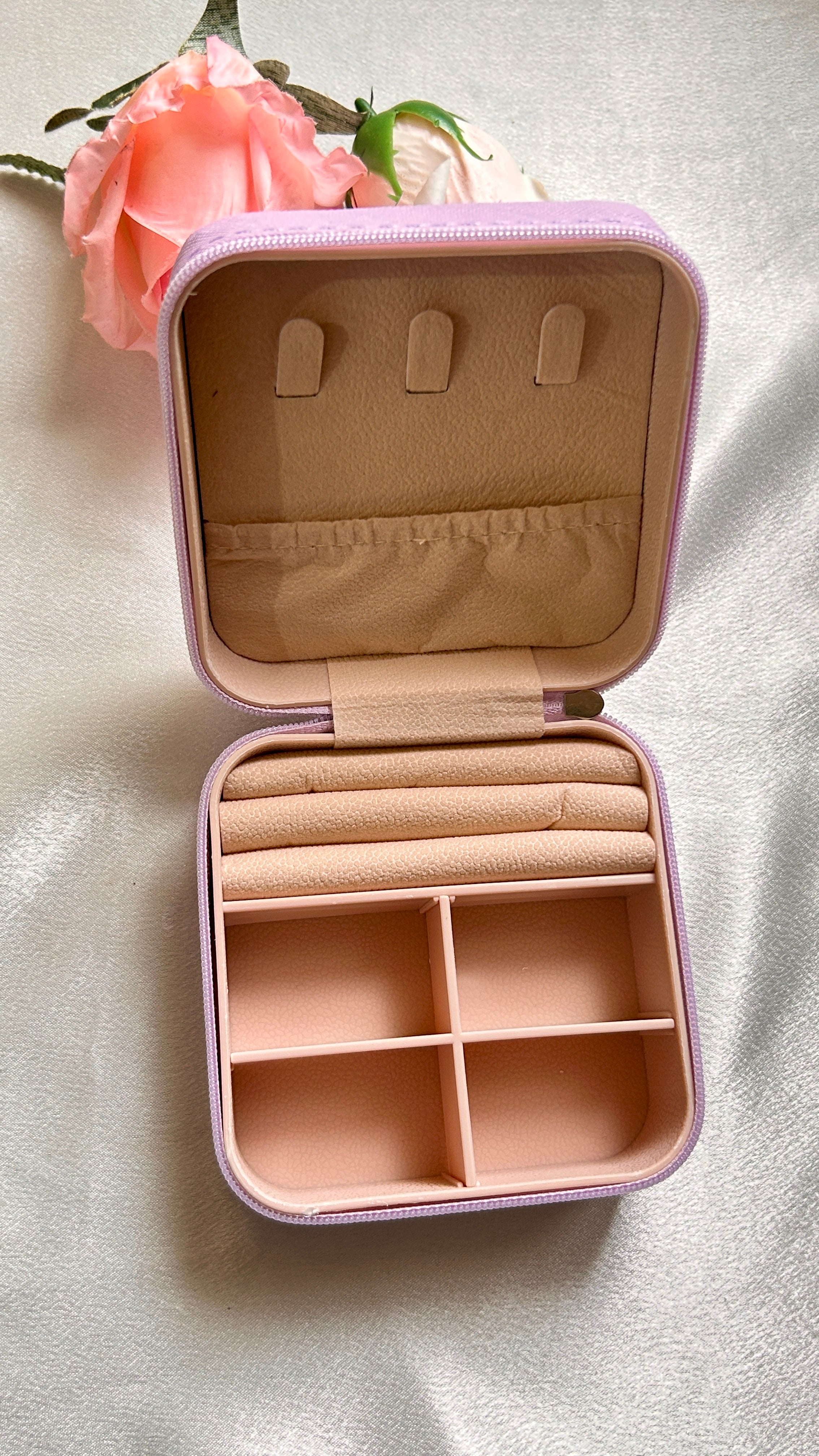 Zareen Jewellery box