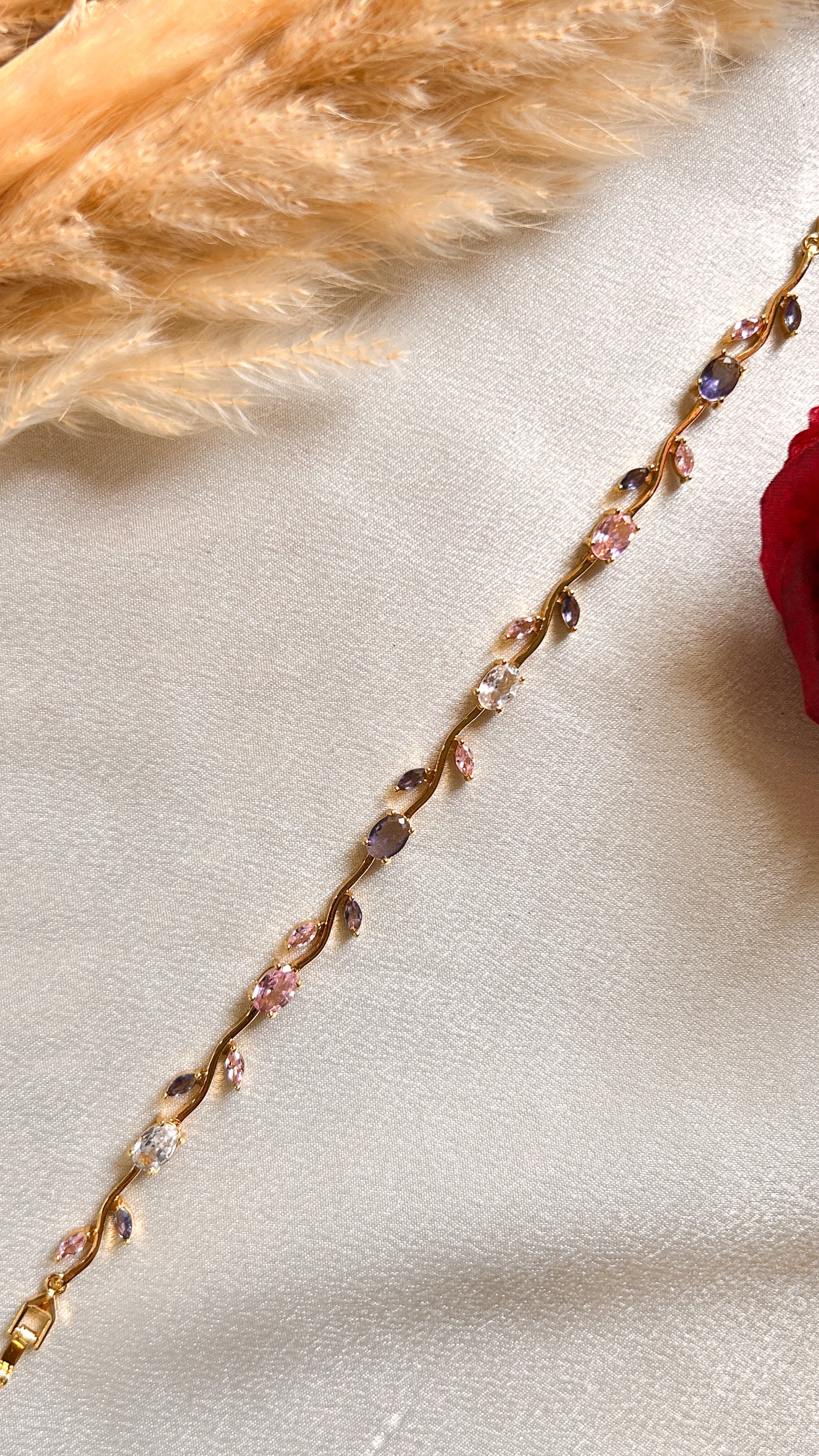 Tulip bracelets