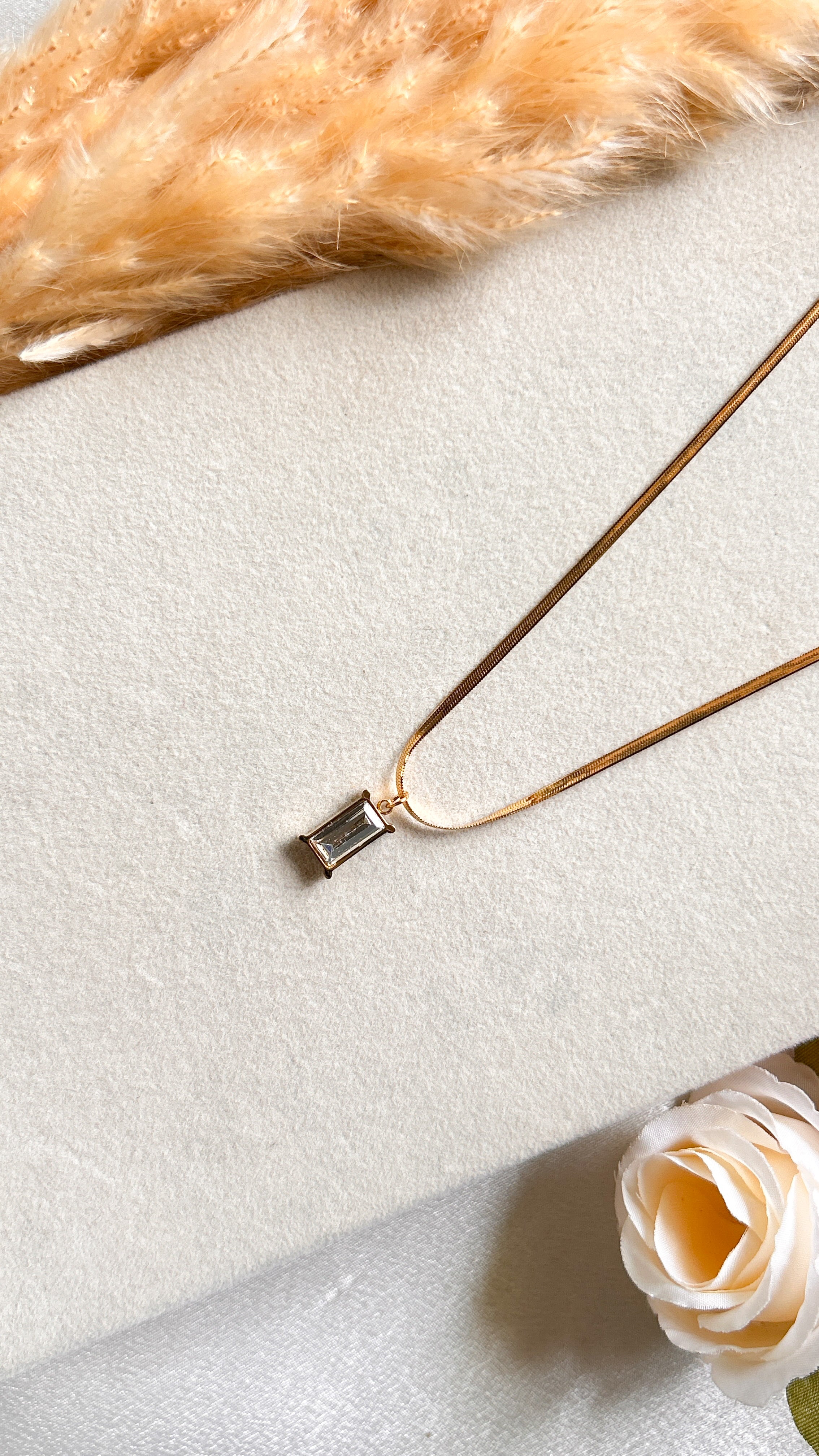 Delicate white Pendant Necklace