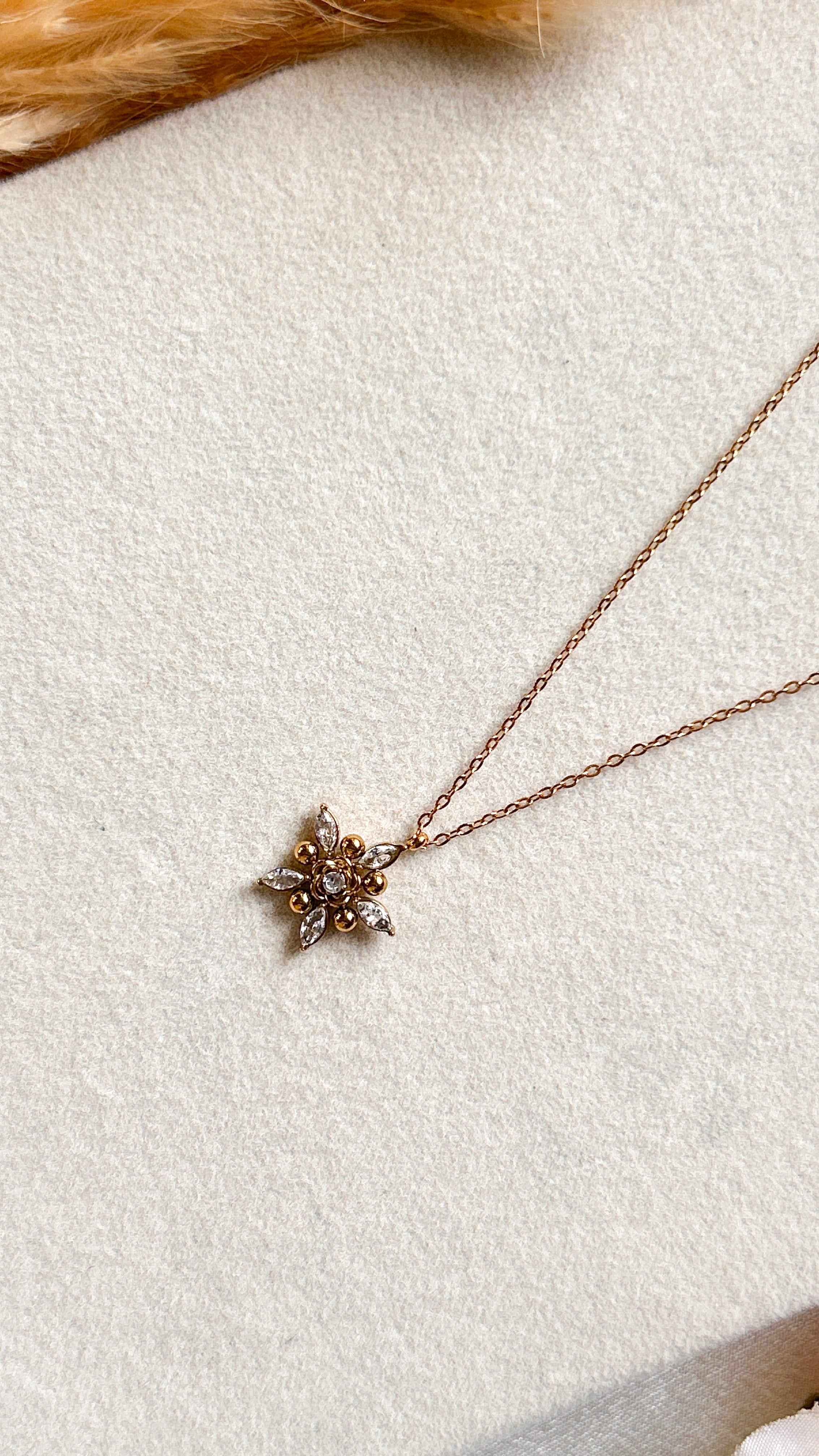 Daffodil Pendant Necklace